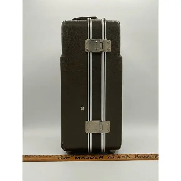 Platt Travel Bar Case Set includes key and most accessories - Picture 7 of 11